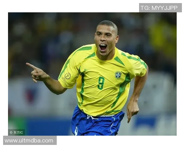 三位足球明星的英文名字及其背后的故事解析