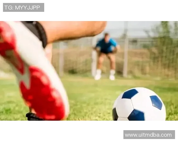 足球明星球衣签名设计创意展示独特风格与个人魅力融合的视觉盛宴